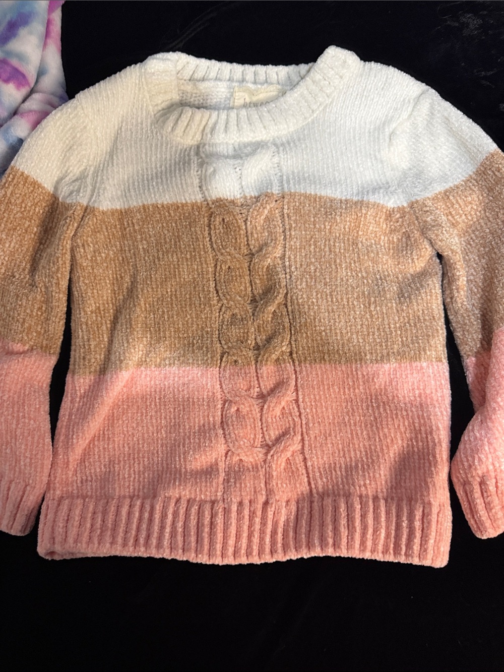 Kids Bundle of plush sweaters size 4 - Picture 8 of 12